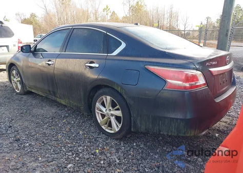 2015 Nissan Altima 2.5 Sv z USA, uszkodzony, nr VIN 1N4AL3AP2FC297102